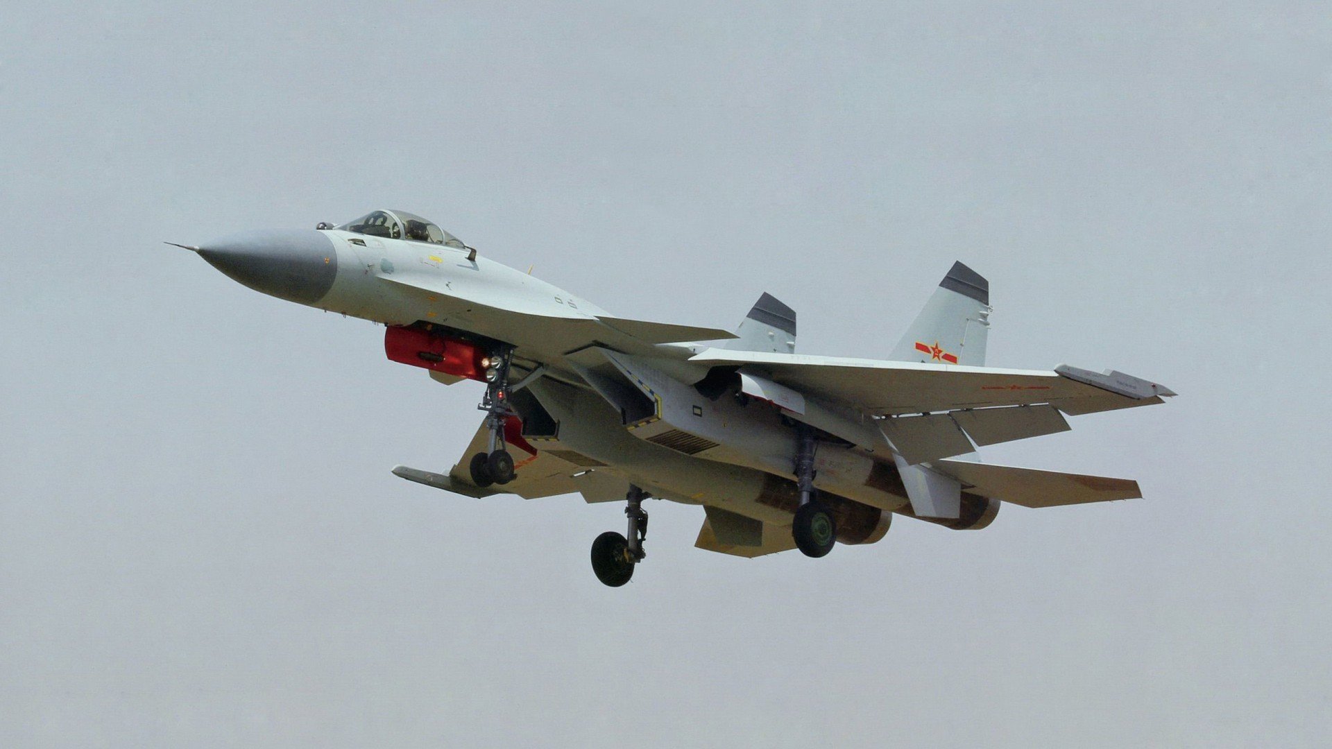 爱游戏 电竞-“足球+健康”理念深入人心，全民运动普及进入快车道，普及全民健身运动,促进健康中国建设