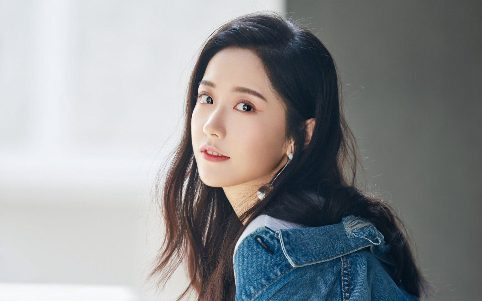 爱游戏中国官方登录入口网站-【打击战术揭秘】为何某队击球效率提升如此显著，击球时机