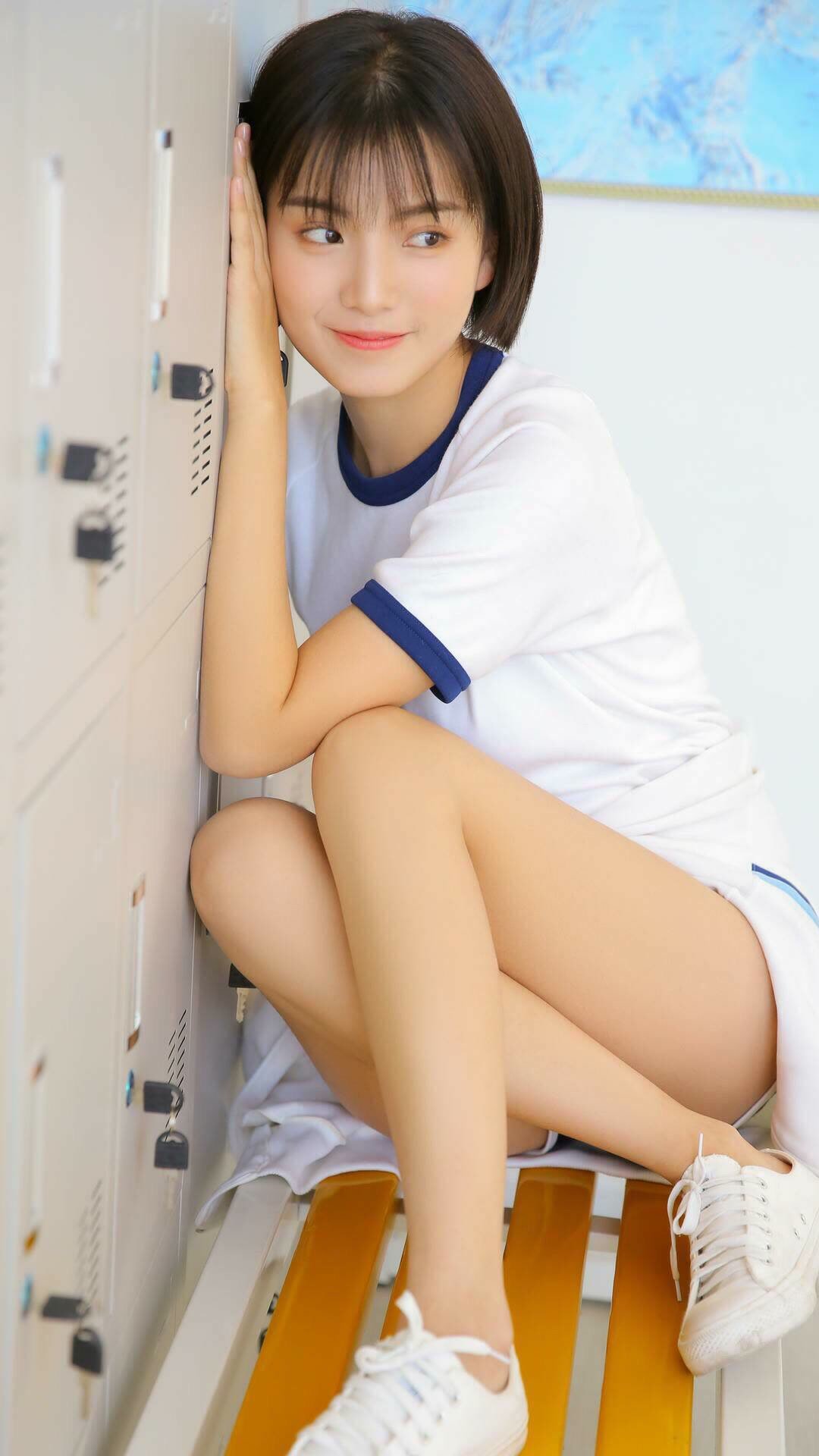 中国足球球员场上视野覆盖模型建立,足球运动员在一瞬间把握球场上对方球员的布局漏洞